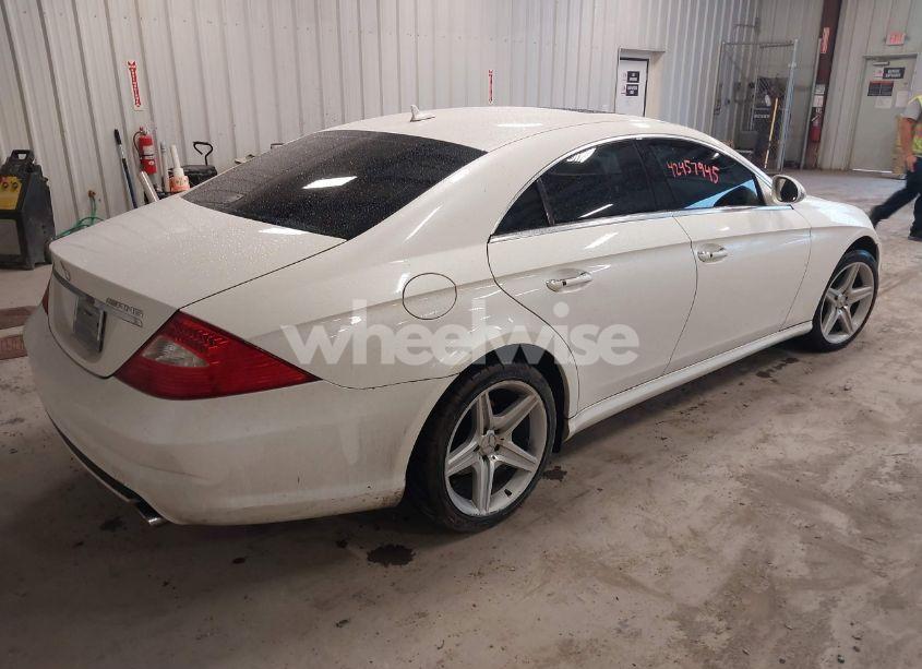 Photo 4 of 2008 Mercedes-benz Cls 550 (VIN WDDDJ72XX8A130056)