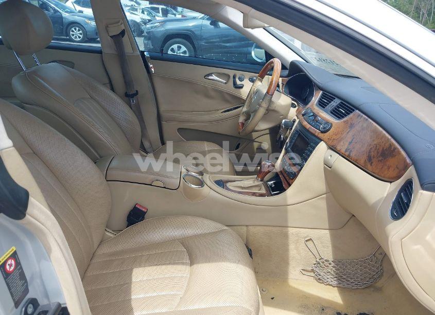 Photo 5 of 2006 Mercedes-benz Cls 500 (VIN WDDDJ75X56A022968)