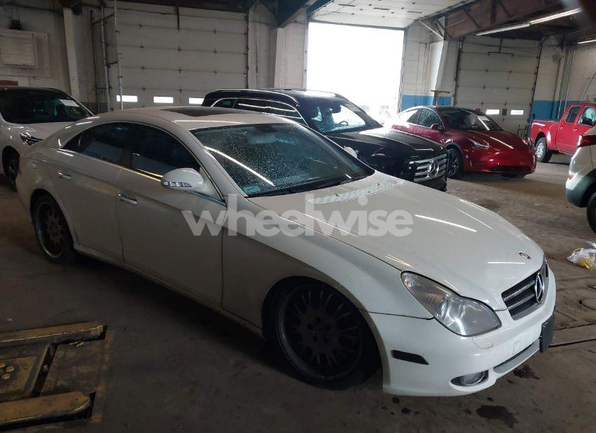 2006 Mercedes-benz Cls 500 (VIN WDDDJ75X96A030135) main photo