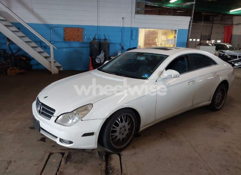 Photo 2 of 2006 Mercedes-benz Cls 500 (VIN WDDDJ75X96A030135)