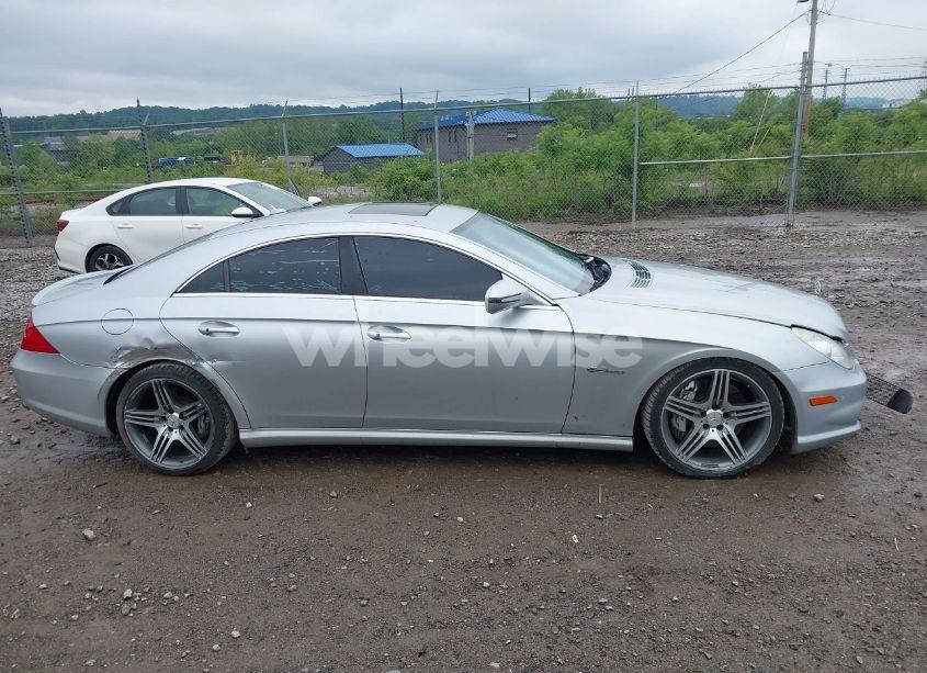Photo 13 of 2010 Mercedes-benz Cls 63 AMG (VIN WDDDJ7HB3AA159397)