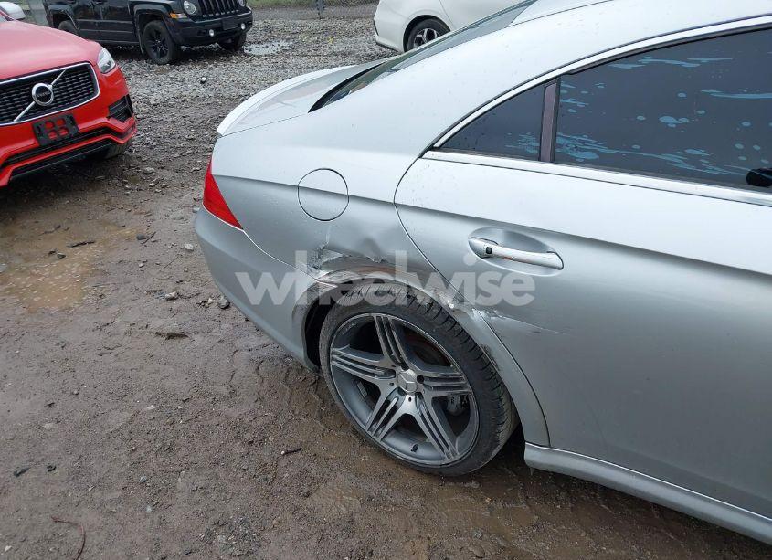 Photo 6 of 2010 Mercedes-benz Cls 63 AMG (VIN WDDDJ7HB3AA159397)