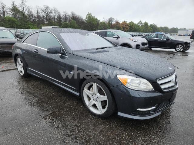 Photo 4 of 2011 MERCEDES-BENZ CL 550 4MATIC N/A (VIN WDDEJ9EB5BA026100)