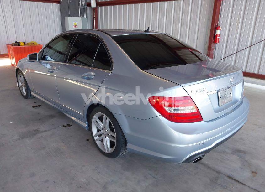 Photo 3 of 2013 Mercedes-benz C 250 LUXURY/SPORT (VIN WDDGF4HB0DA795325)