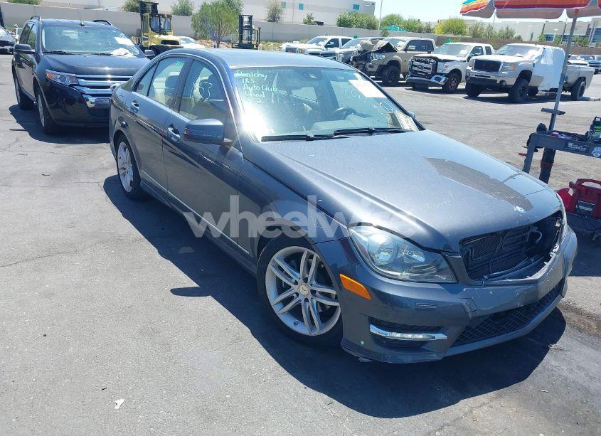 2013 Mercedes-benz C 250 LUXURY/SPORT (VIN WDDGF4HB0DR248993) main photo