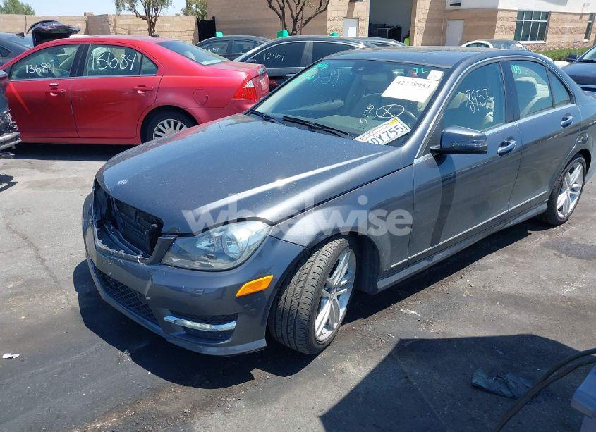Photo 2 of 2013 Mercedes-benz C 250 LUXURY/SPORT (VIN WDDGF4HB0DR248993)