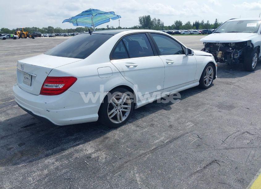 Photo 4 of 2014 Mercedes-benz C 250 LUXURY/SPORT (VIN WDDGF4HB0EA963191)