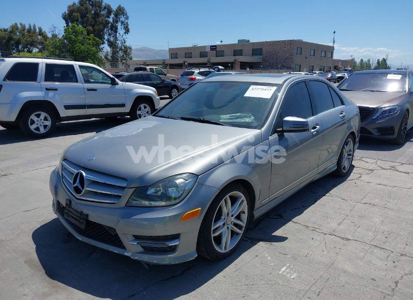 Photo 6 of 2013 Mercedes-benz C 250 LUXURY/SPORT (VIN WDDGF4HB1DA790117)