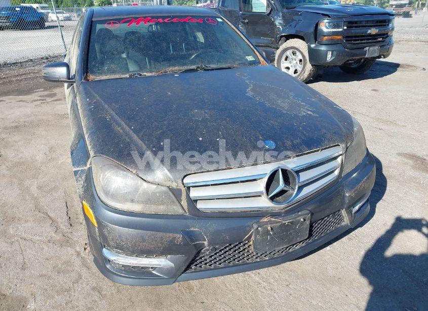 Photo 6 of 2013 Mercedes-benz C 250 LUXURY/SPORT (VIN WDDGF4HB1DR262921)
