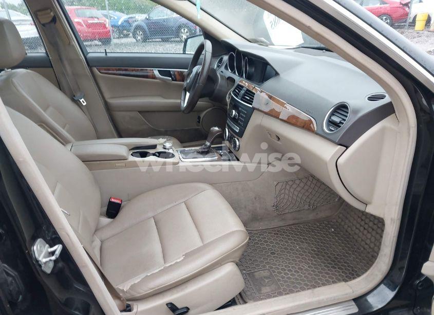 Photo 5 of 2012 Mercedes-benz C 250 LUXURY/SPORT (VIN WDDGF4HB2CR223687)