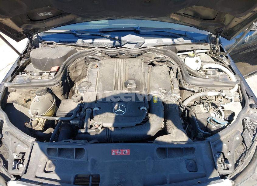 Photo 10 of 2012 Mercedes-benz C 250 LUXURY/SPORT (VIN WDDGF4HB2CR239257)