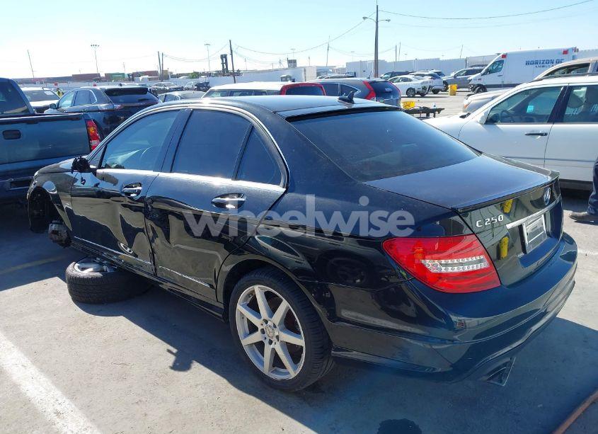 Photo 3 of 2012 Mercedes-benz C 250 LUXURY/SPORT (VIN WDDGF4HB2CR239257)