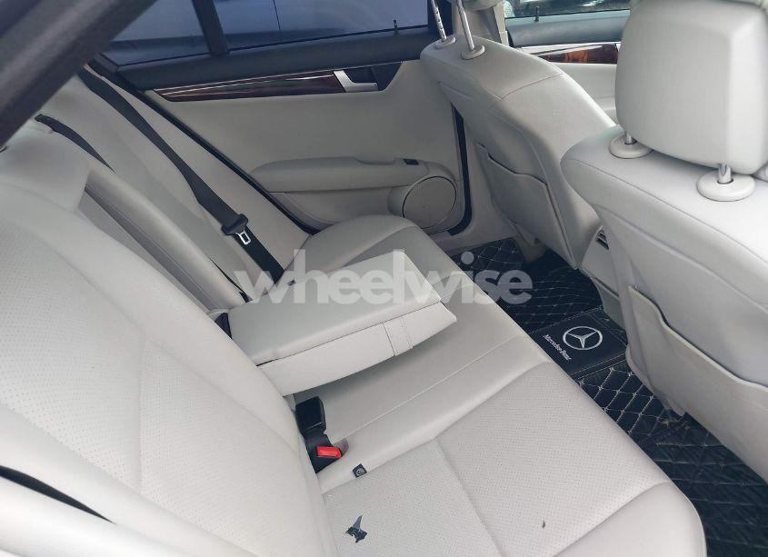 Photo 8 of 2013 Mercedes-benz C 250 LUXURY/SPORT (VIN WDDGF4HB2DA805725)