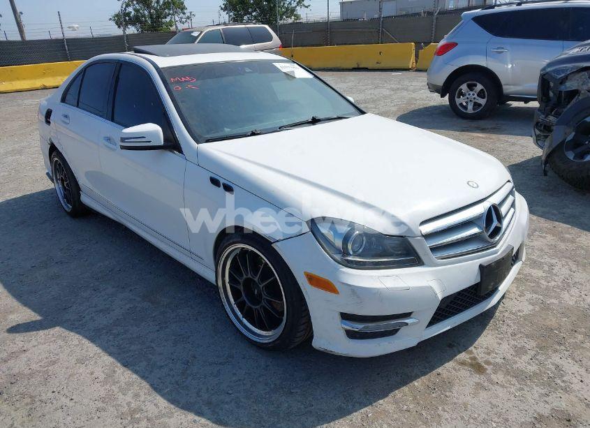 2013 Mercedes-benz C 250 LUXURY/SPORT (VIN WDDGF4HB2DR251278) main photo
