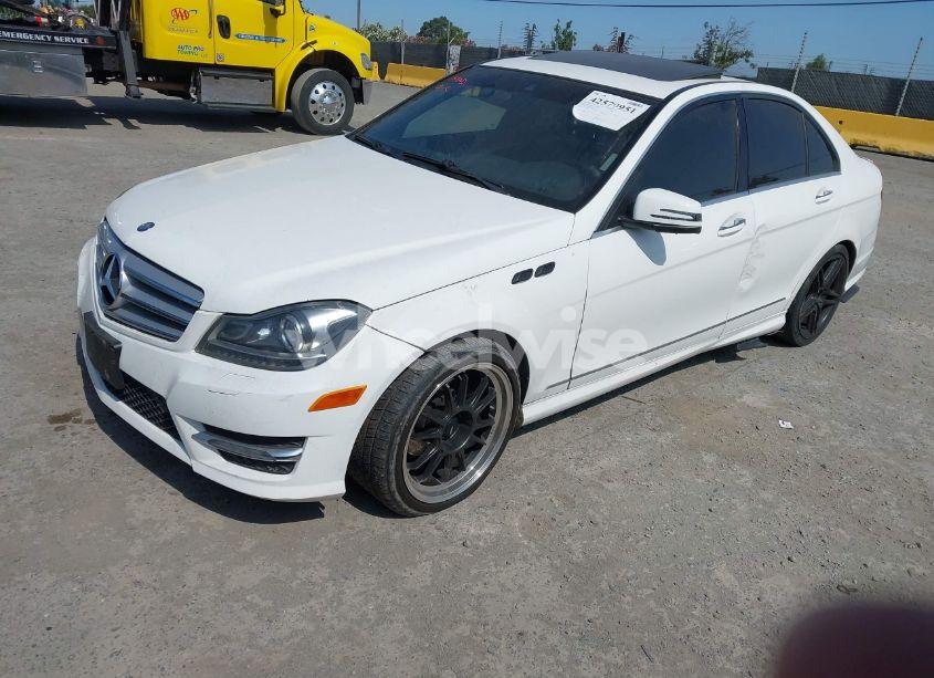 Photo 2 of 2013 Mercedes-benz C 250 LUXURY/SPORT (VIN WDDGF4HB2DR251278)