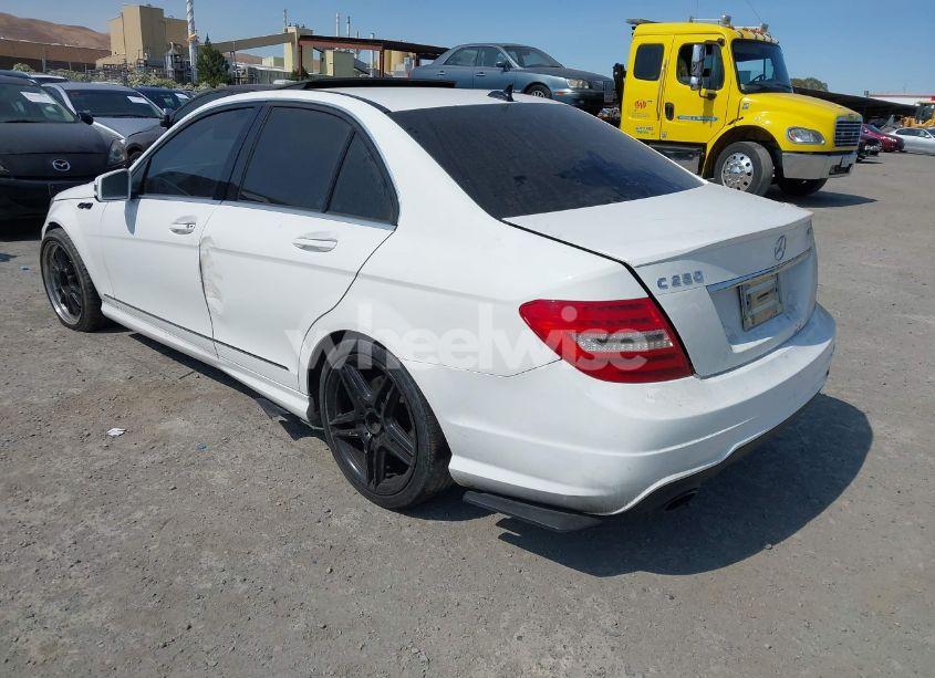 Photo 3 of 2013 Mercedes-benz C 250 LUXURY/SPORT (VIN WDDGF4HB2DR251278)