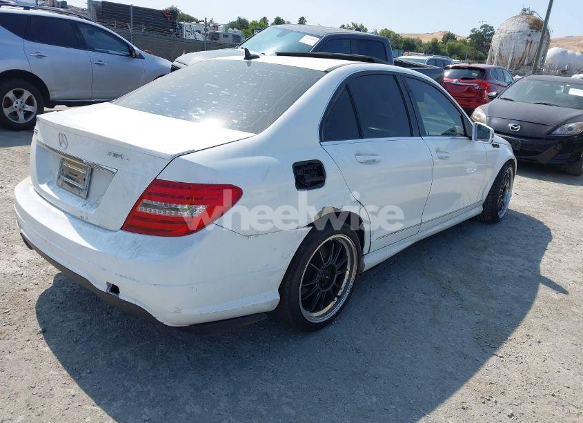 Photo 4 of 2013 Mercedes-benz C 250 LUXURY/SPORT (VIN WDDGF4HB2DR251278)