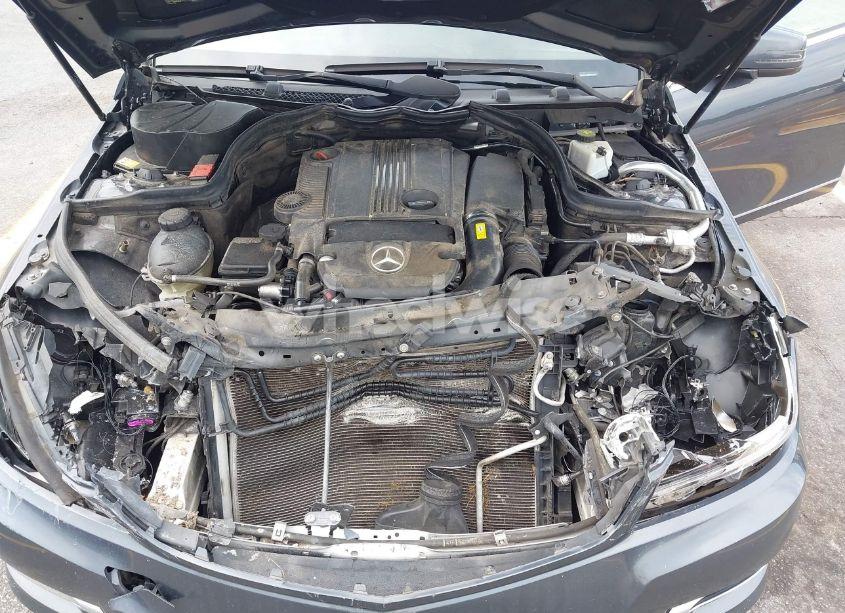Photo 10 of 2013 Mercedes-benz C 250 LUXURY/SPORT (VIN WDDGF4HB2DR260899)