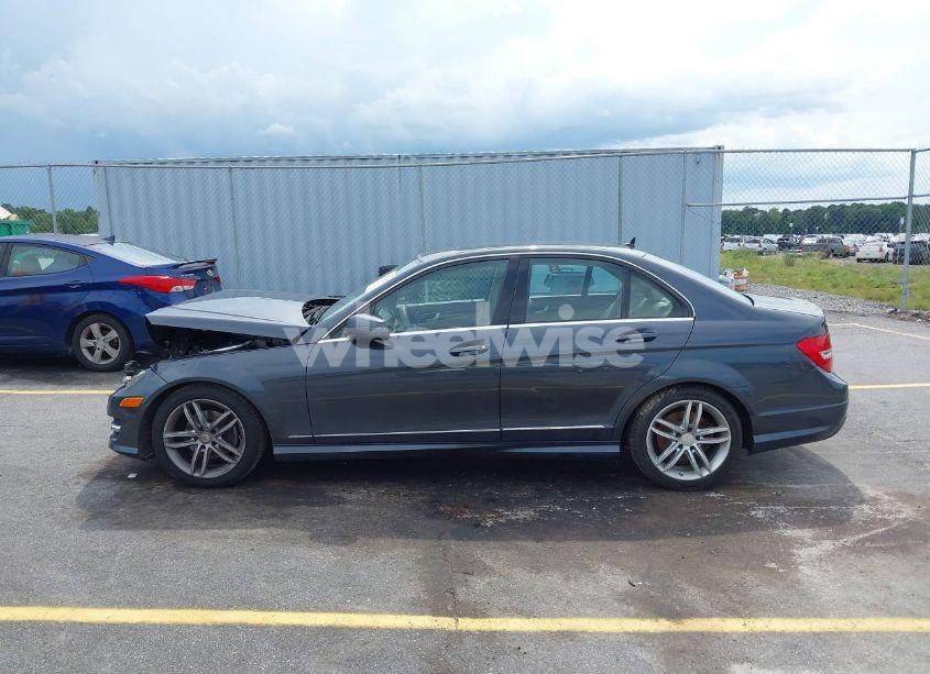 Photo 14 of 2013 Mercedes-benz C 250 LUXURY/SPORT (VIN WDDGF4HB2DR260899)