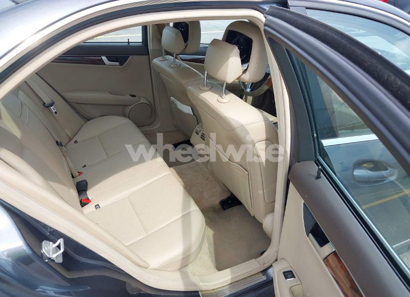 Photo 8 of 2013 Mercedes-benz C 250 LUXURY/SPORT (VIN WDDGF4HB2DR260899)