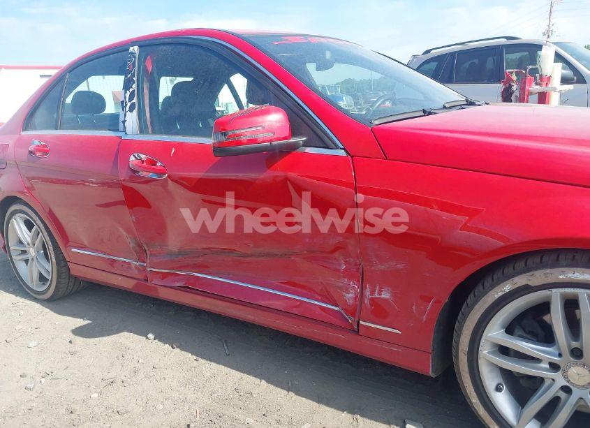 Photo 6 of 2013 Mercedes-benz C 250 LUXURY/SPORT (VIN WDDGF4HB2DR262877)