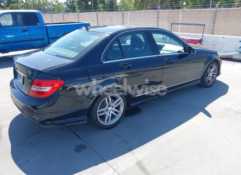 Photo 4 of 2013 Mercedes-benz C 250 LUXURY/SPORT (VIN WDDGF4HB2DR301435)