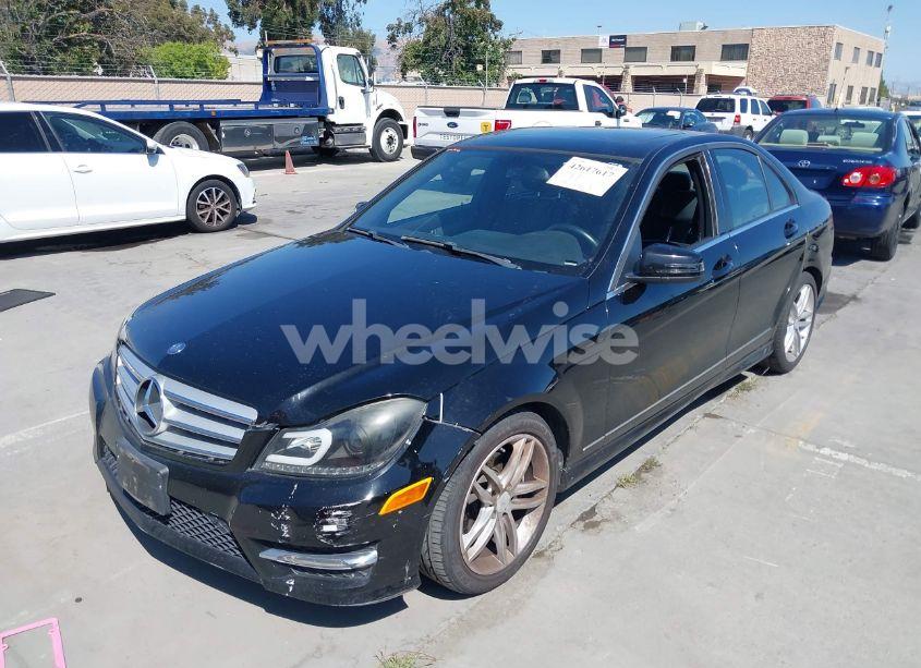 Photo 6 of 2013 Mercedes-benz C 250 LUXURY/SPORT (VIN WDDGF4HB2DR301435)