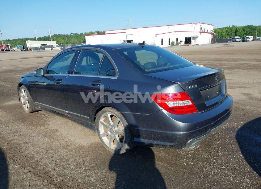 Photo 3 of 2014 Mercedes-benz C 250 LUXURY/SPORT (VIN WDDGF4HB2EG241072)