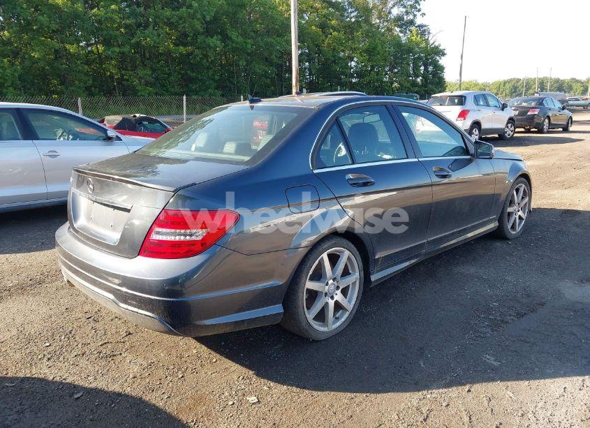 Photo 4 of 2014 Mercedes-benz C 250 LUXURY/SPORT (VIN WDDGF4HB2EG241072)