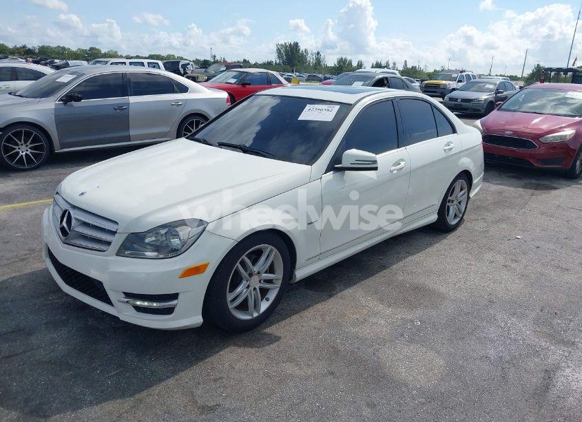Photo 2 of 2012 Mercedes-benz C 250 LUXURY/SPORT (VIN WDDGF4HB3CA638628)