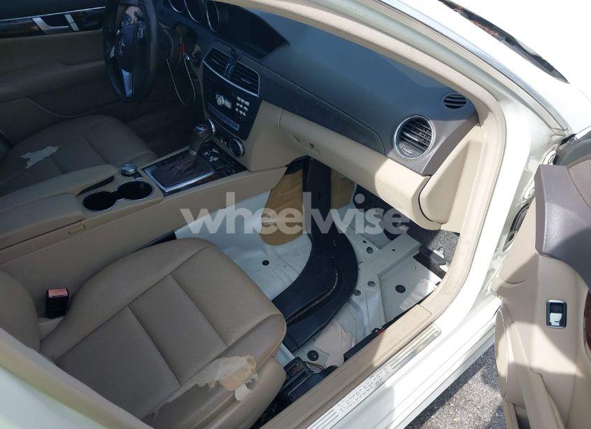 Photo 5 of 2012 Mercedes-benz C 250 LUXURY/SPORT (VIN WDDGF4HB3CA638628)