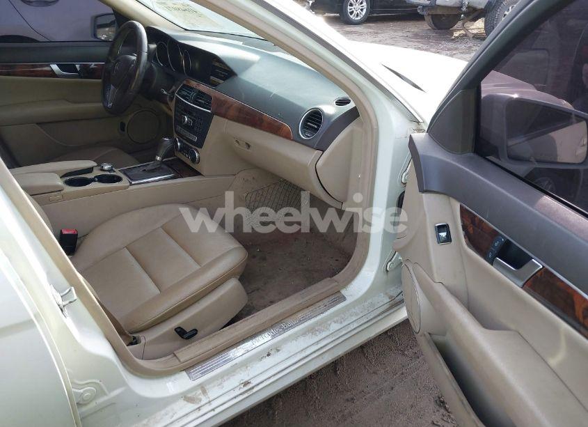 Photo 5 of 2012 Mercedes-benz C 250 LUXURY/SPORT (VIN WDDGF4HB4CR191843)