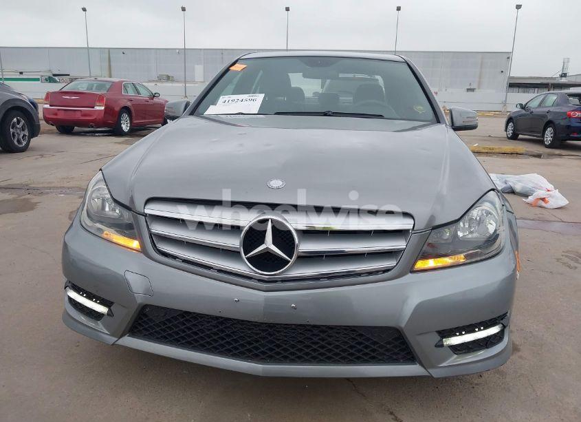 Photo 12 of 2013 Mercedes-benz C 250 LUXURY/SPORT (VIN WDDGF4HB4DA780472)