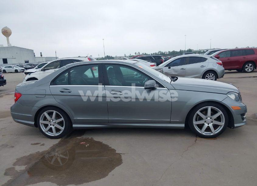 Photo 13 of 2013 Mercedes-benz C 250 LUXURY/SPORT (VIN WDDGF4HB4DA780472)