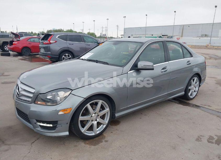 Photo 2 of 2013 Mercedes-benz C 250 LUXURY/SPORT (VIN WDDGF4HB4DA780472)