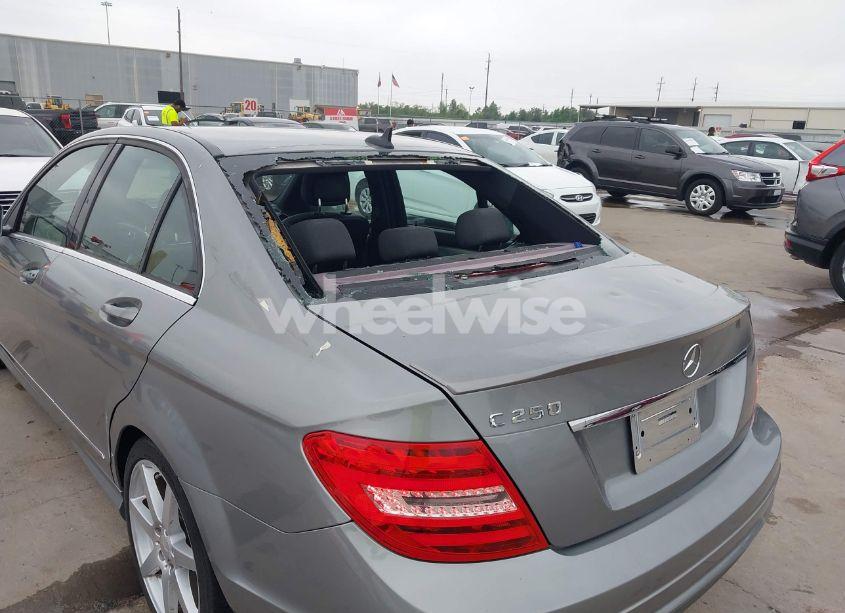 Photo 6 of 2013 Mercedes-benz C 250 LUXURY/SPORT (VIN WDDGF4HB4DA780472)