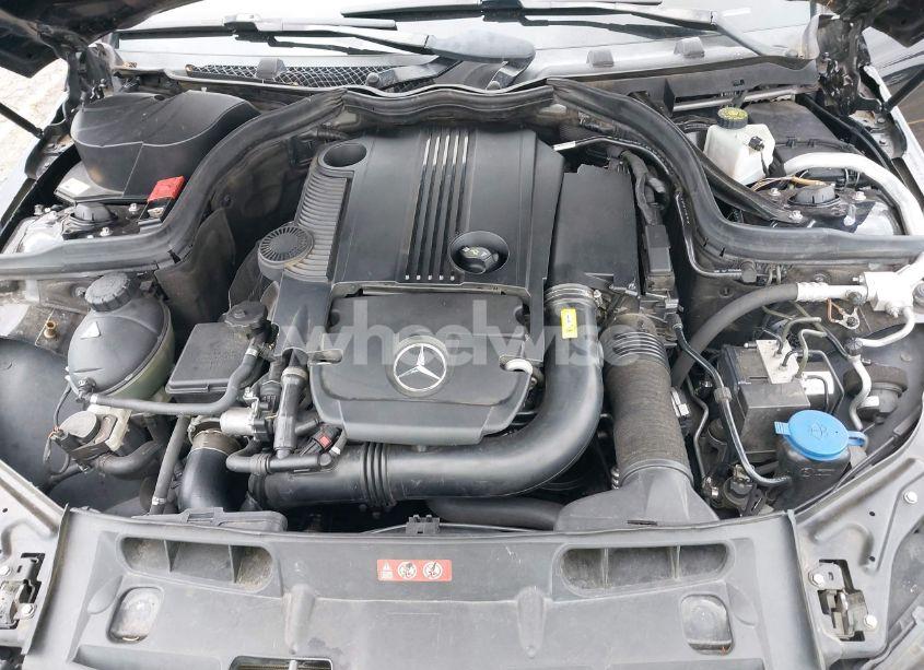 Photo 10 of 2013 Mercedes-benz C 250 LUXURY/SPORT (VIN WDDGF4HB4DA827595)