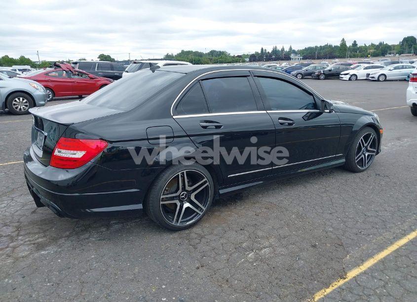 Photo 4 of 2013 Mercedes-benz C 250 LUXURY/SPORT (VIN WDDGF4HB4DA827595)