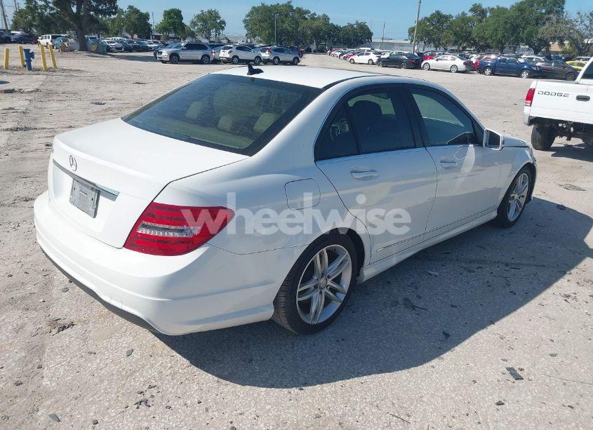 Photo 4 of 2013 Mercedes-benz C 250 LUXURY/SPORT (VIN WDDGF4HB4DR268857)