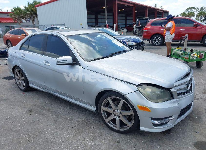 2013 Mercedes-benz C 250 LUXURY/SPORT (VIN WDDGF4HB4DR289787) main photo