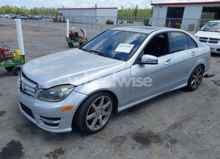 Photo 2 of 2013 Mercedes-benz C 250 LUXURY/SPORT (VIN WDDGF4HB4DR289787)