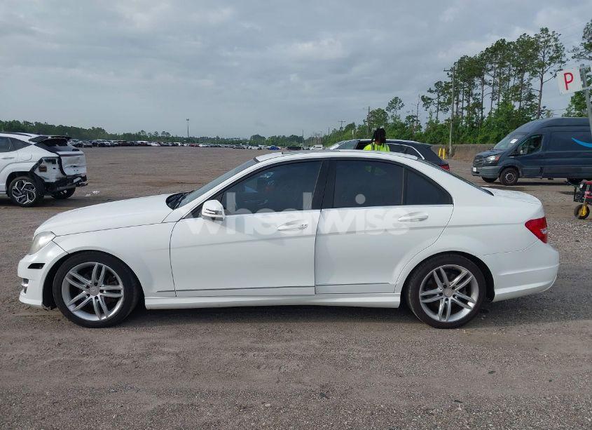 Photo 14 of 2014 Mercedes-benz C 250 LUXURY/SPORT (VIN WDDGF4HB4ER309909)