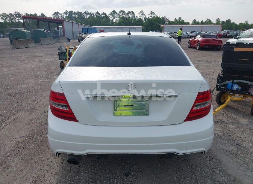 Photo 16 of 2014 Mercedes-benz C 250 LUXURY/SPORT (VIN WDDGF4HB4ER309909)
