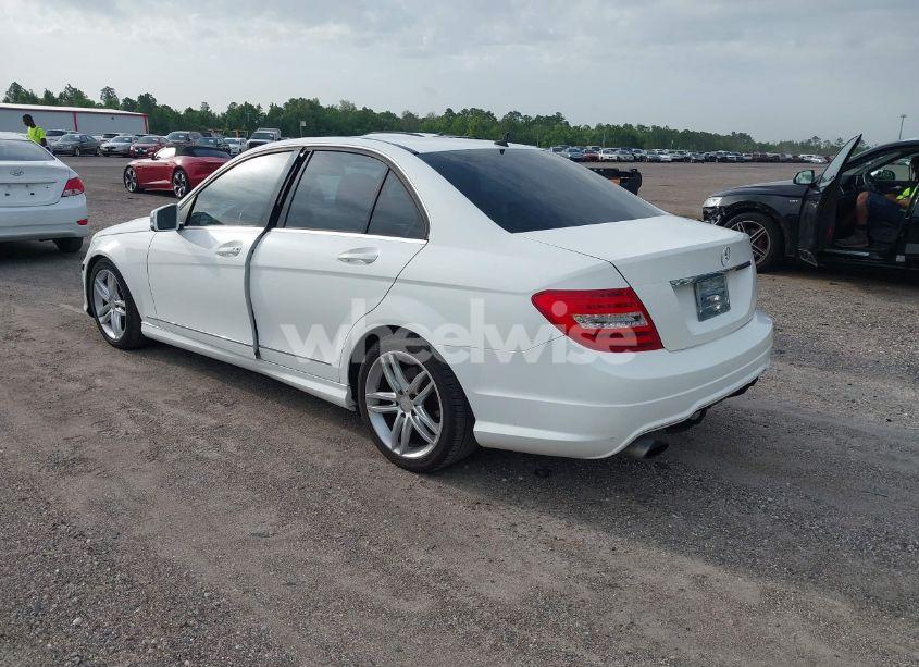 Photo 3 of 2014 Mercedes-benz C 250 LUXURY/SPORT (VIN WDDGF4HB4ER309909)