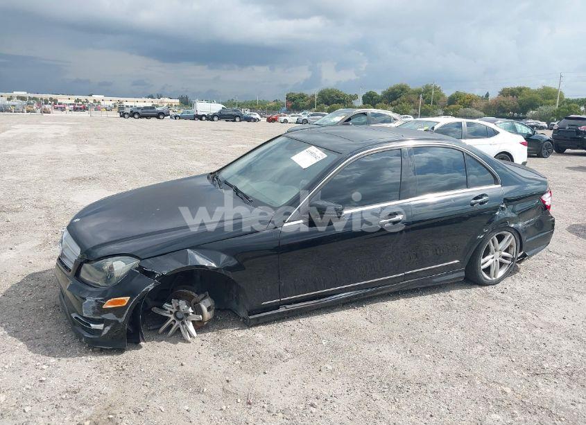 Photo 6 of 2013 Mercedes-benz C 250 LUXURY/SPORT (VIN WDDGF4HB5DR271802)