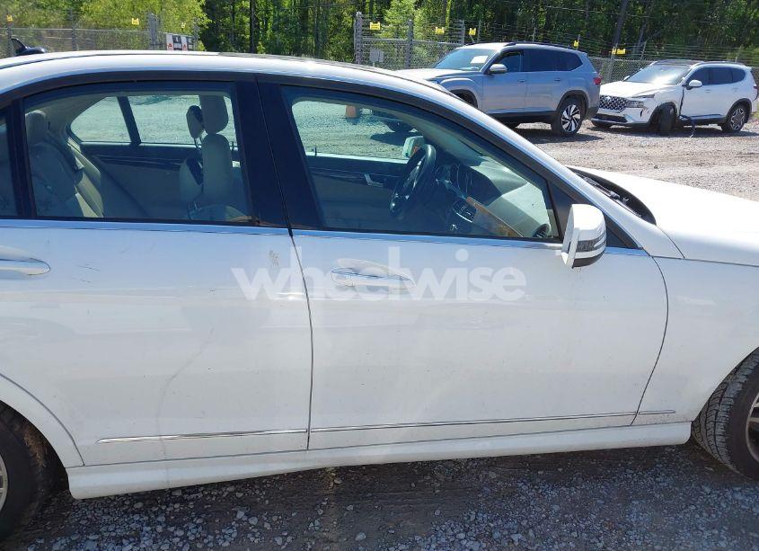 Photo 13 of 2014 Mercedes-benz C 250 LUXURY/SPORT (VIN WDDGF4HB5EA964207)