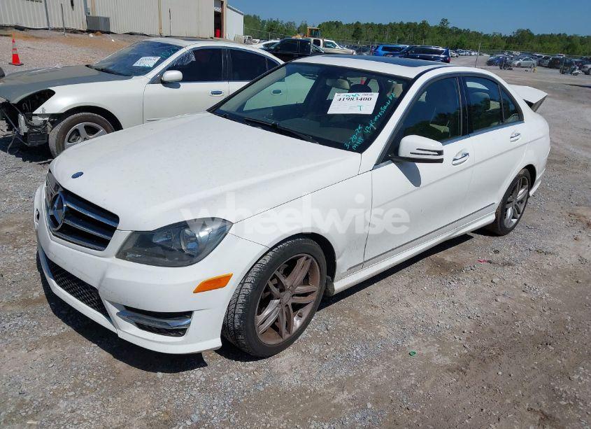 Photo 2 of 2014 Mercedes-benz C 250 LUXURY/SPORT (VIN WDDGF4HB5EA964207)