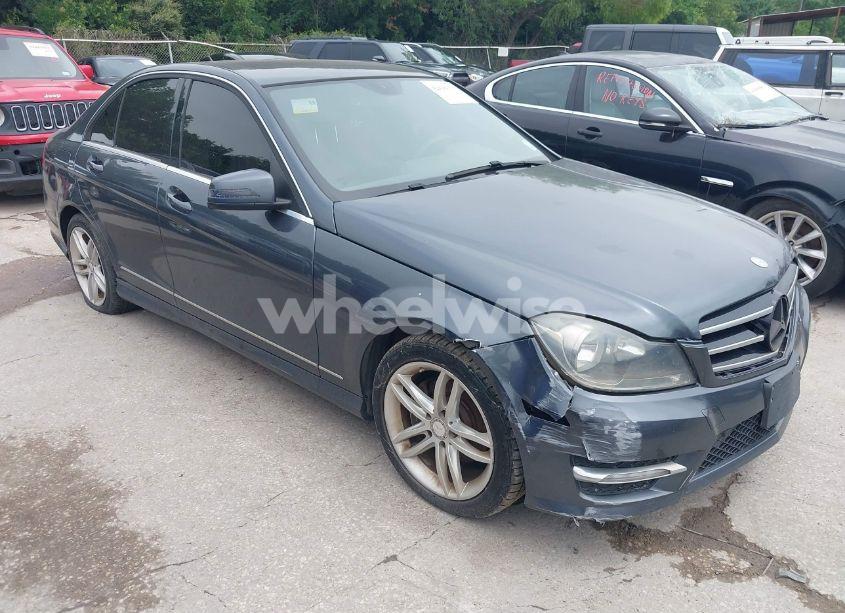 2014 Mercedes-benz C 250 LUXURY/SPORT (VIN WDDGF4HB5EA964773) main photo