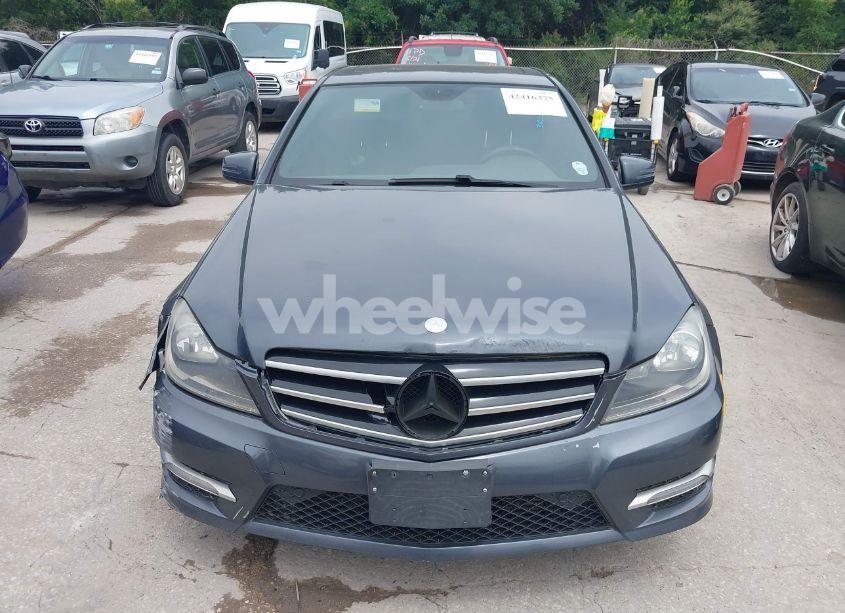 Photo 12 of 2014 Mercedes-benz C 250 LUXURY/SPORT (VIN WDDGF4HB5EA964773)