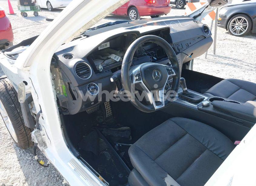 Photo 11 of 2014 Mercedes-benz C 250 LUXURY/SPORT (VIN WDDGF4HB5ER314150)